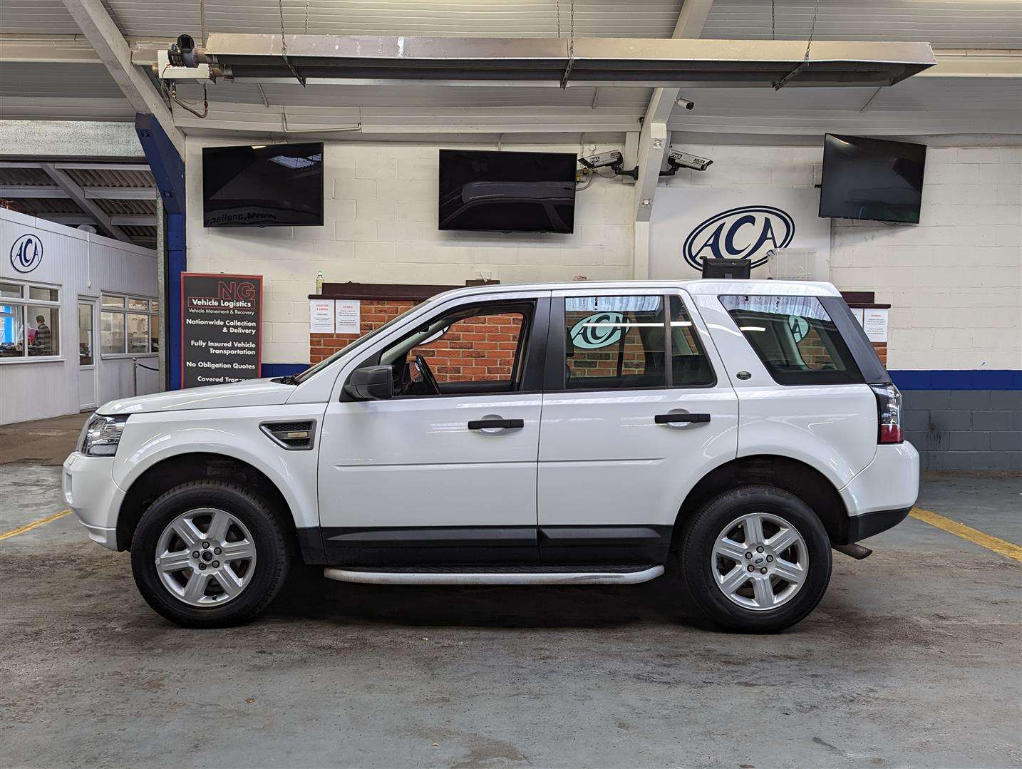 <p>2013 LAND ROVER FREELANDER GS TD4</p>