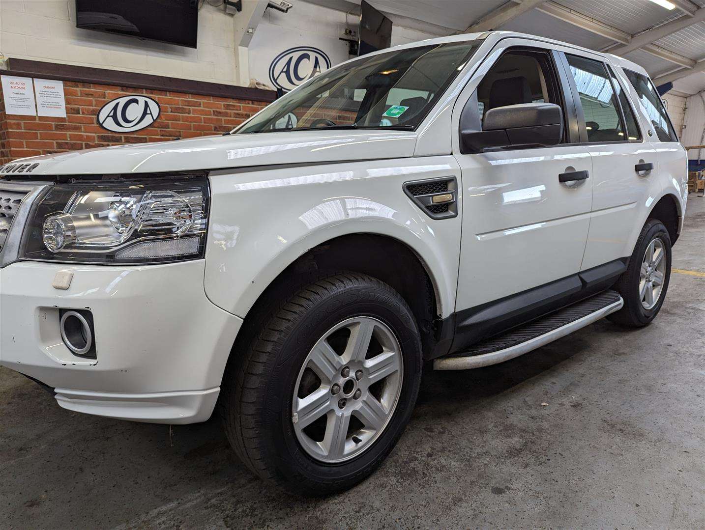 <p>2013 LAND ROVER FREELANDER GS TD4</p>