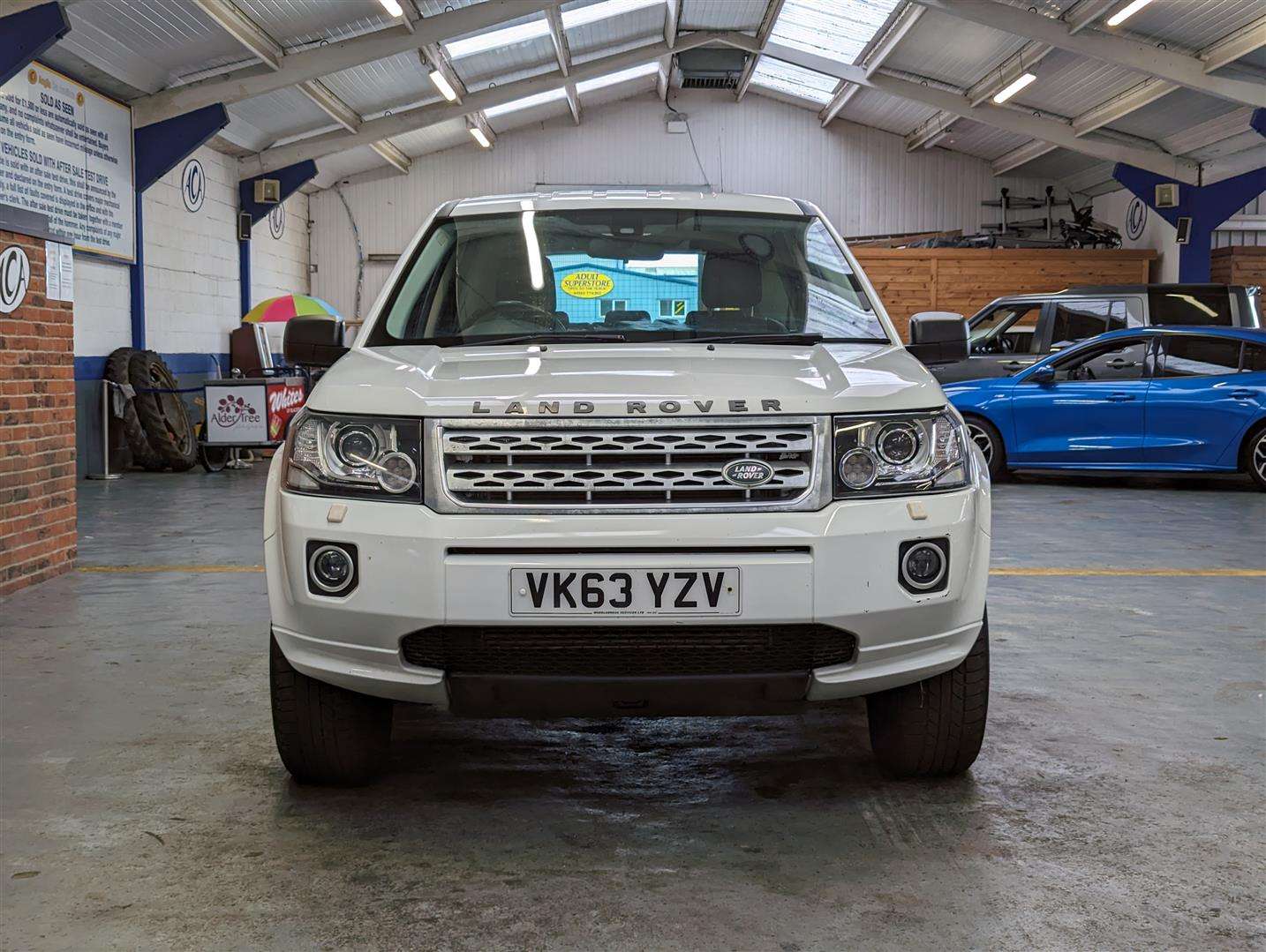 <p>2013 LAND ROVER FREELANDER GS TD4</p>