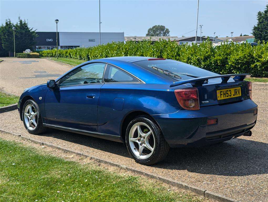 <p>2003 TOYOTA CELICA VVTI</p>