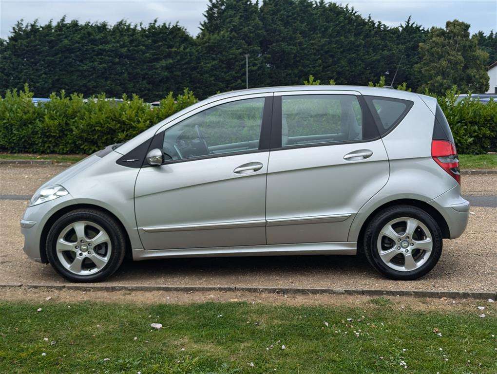 <p>2007 MERCEDES A180CDI AVANTGARDE SE CVT</p>