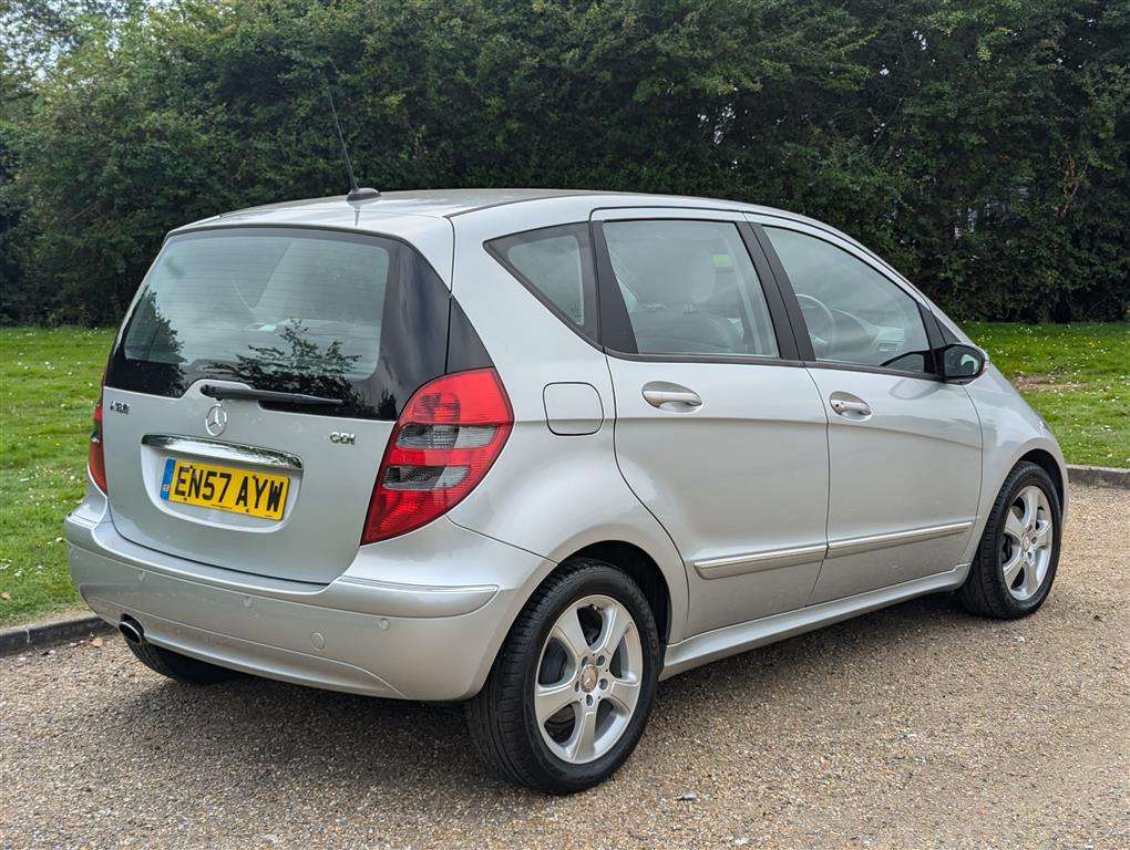 <p>2007 MERCEDES A180CDI AVANTGARDE SE CVT</p>