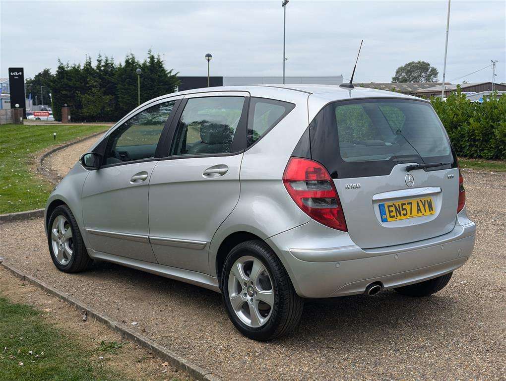 <p>2007 MERCEDES A180CDI AVANTGARDE SE CVT</p>