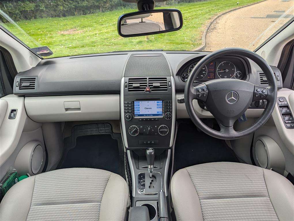 <p>2007 MERCEDES A180CDI AVANTGARDE SE CVT</p>