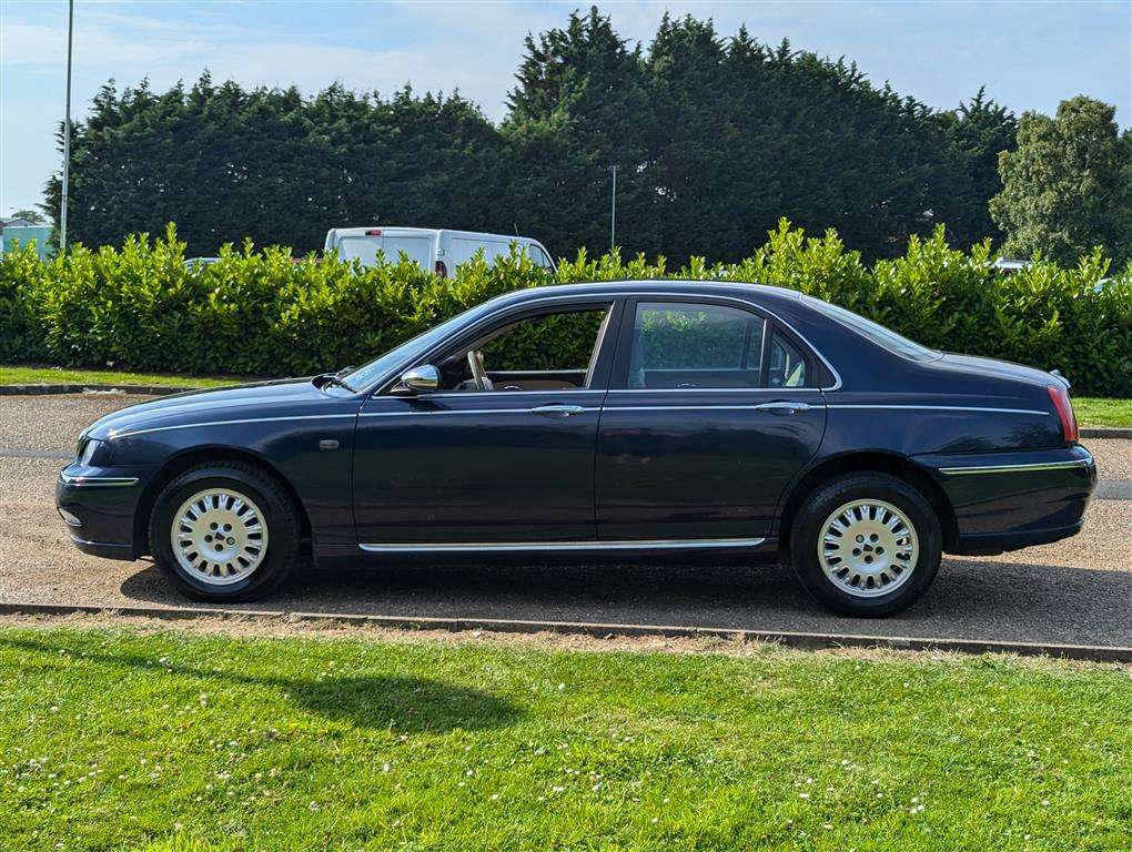 <p>2002 ROVER 75 CONNOISSEUR CDT SE AUTO</p>