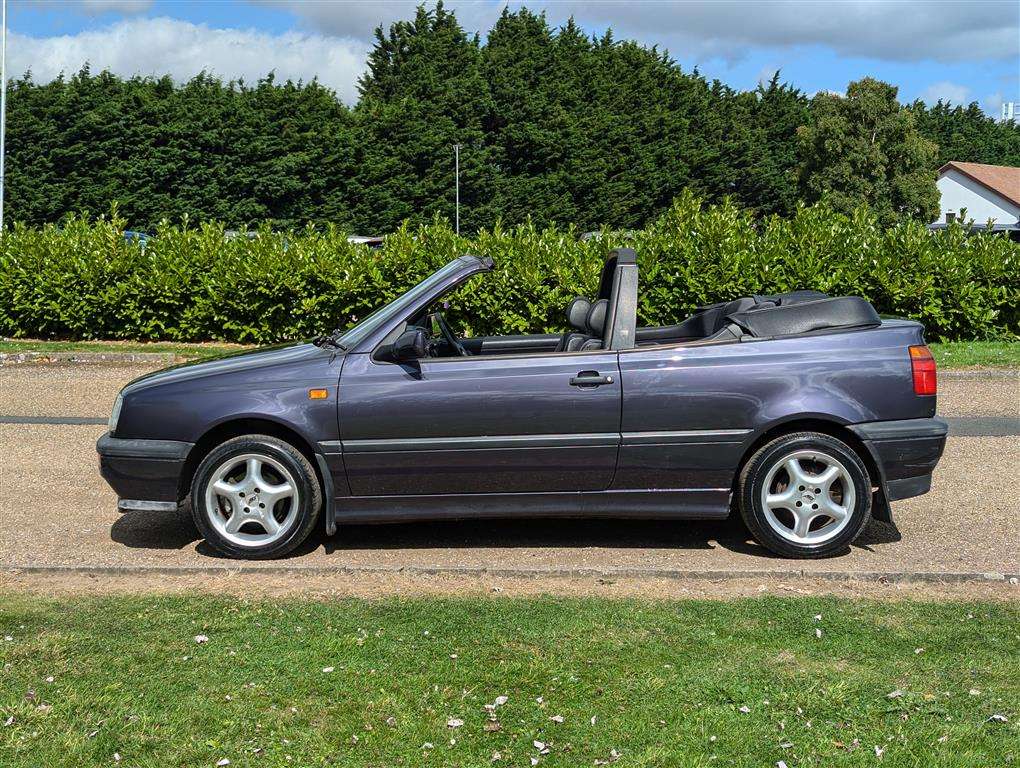 <p>1995 VOLKSWAGEN GOLF CABRIOLET</p>