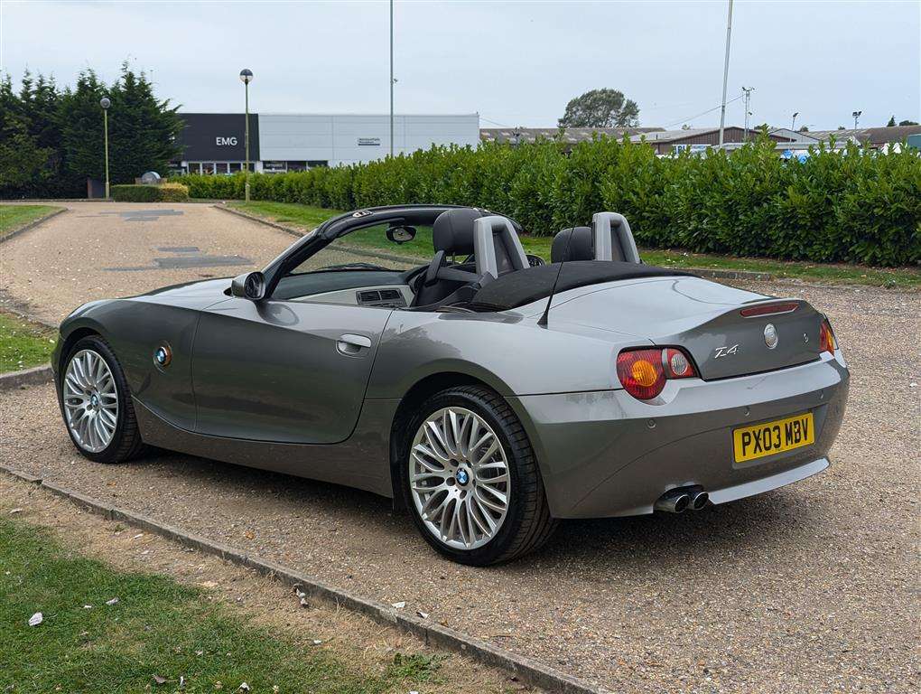 <p>2003 BMW Z4 2.5I</p>