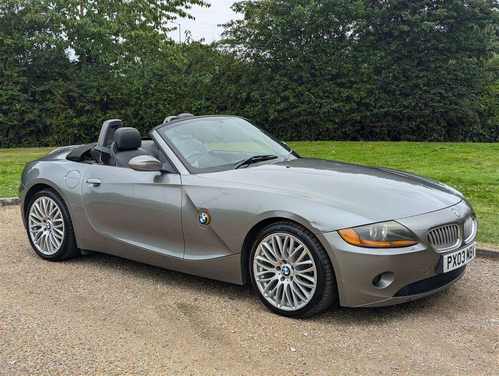 <p>2003 BMW Z4 2.5I</p>