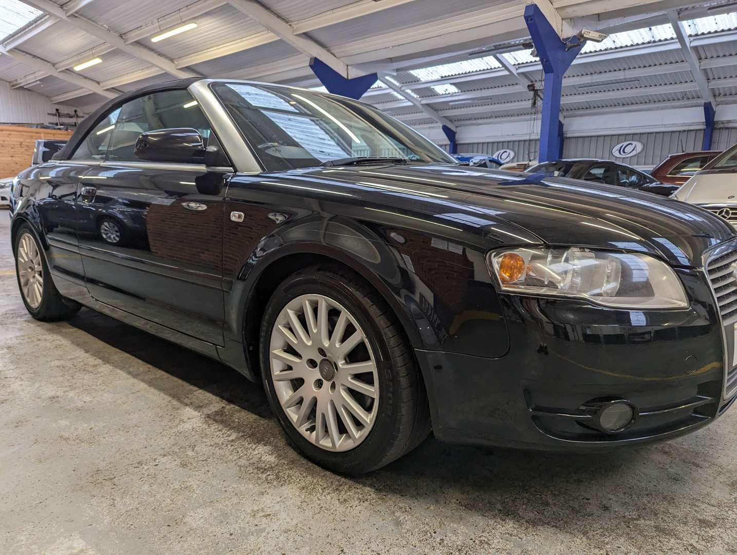 <p>2007 AUDI A4 1.8T</p>