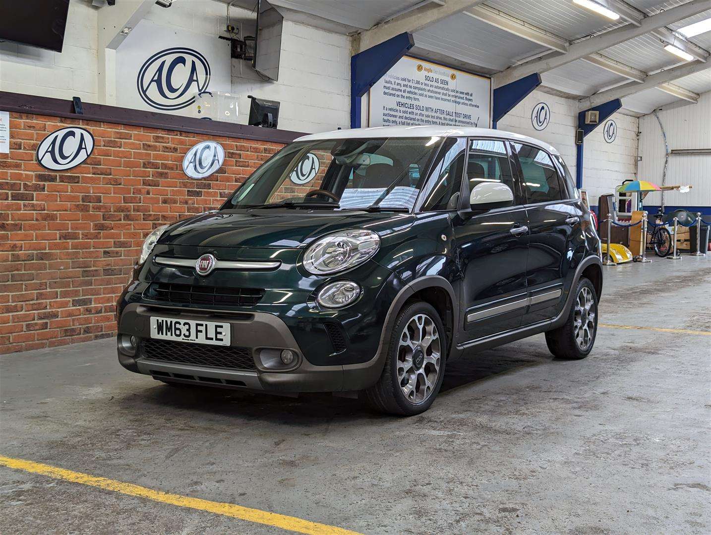 <p>2013 FIAT 500L TREKKING MULTIJET</p>