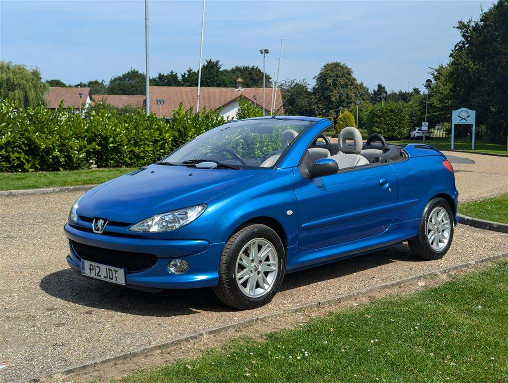 <p>2005 PEUGEOT 206 ALLURE</p>