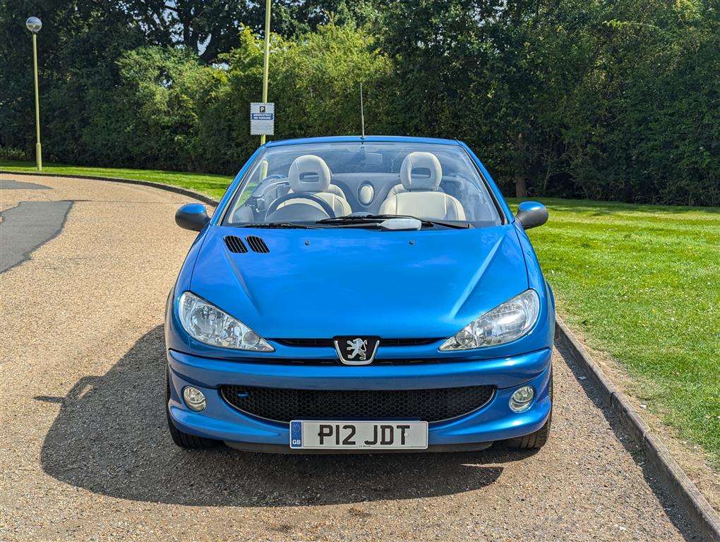 <p>2005 PEUGEOT 206 ALLURE</p>