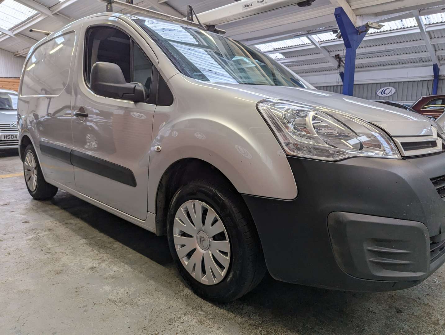 <p>2016 CITROEN BERLINGO 625 EN-PRISE BLU</p>