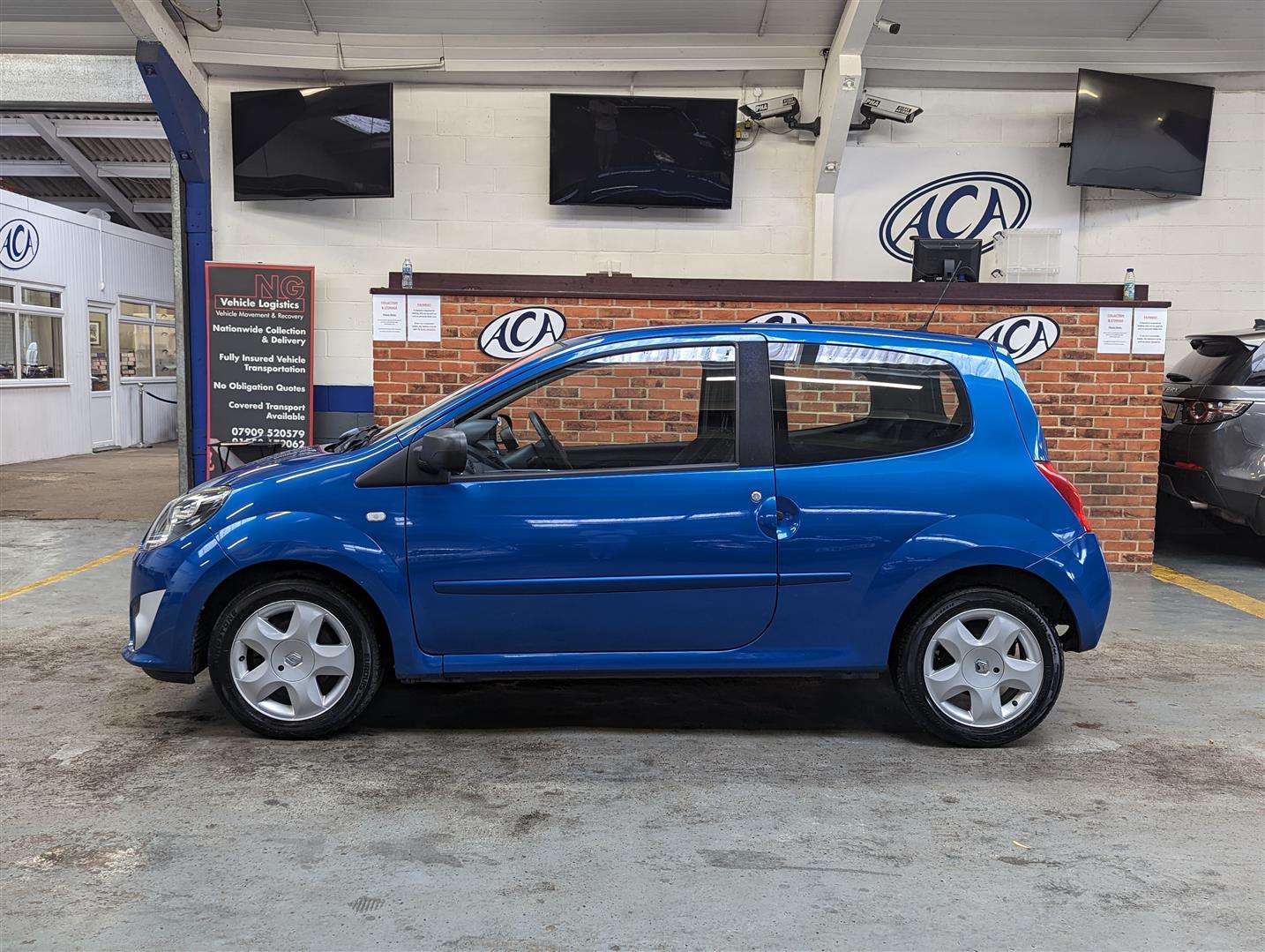 <p>2010 RENAULT TWINGO DYNAMIQUE 75</p>