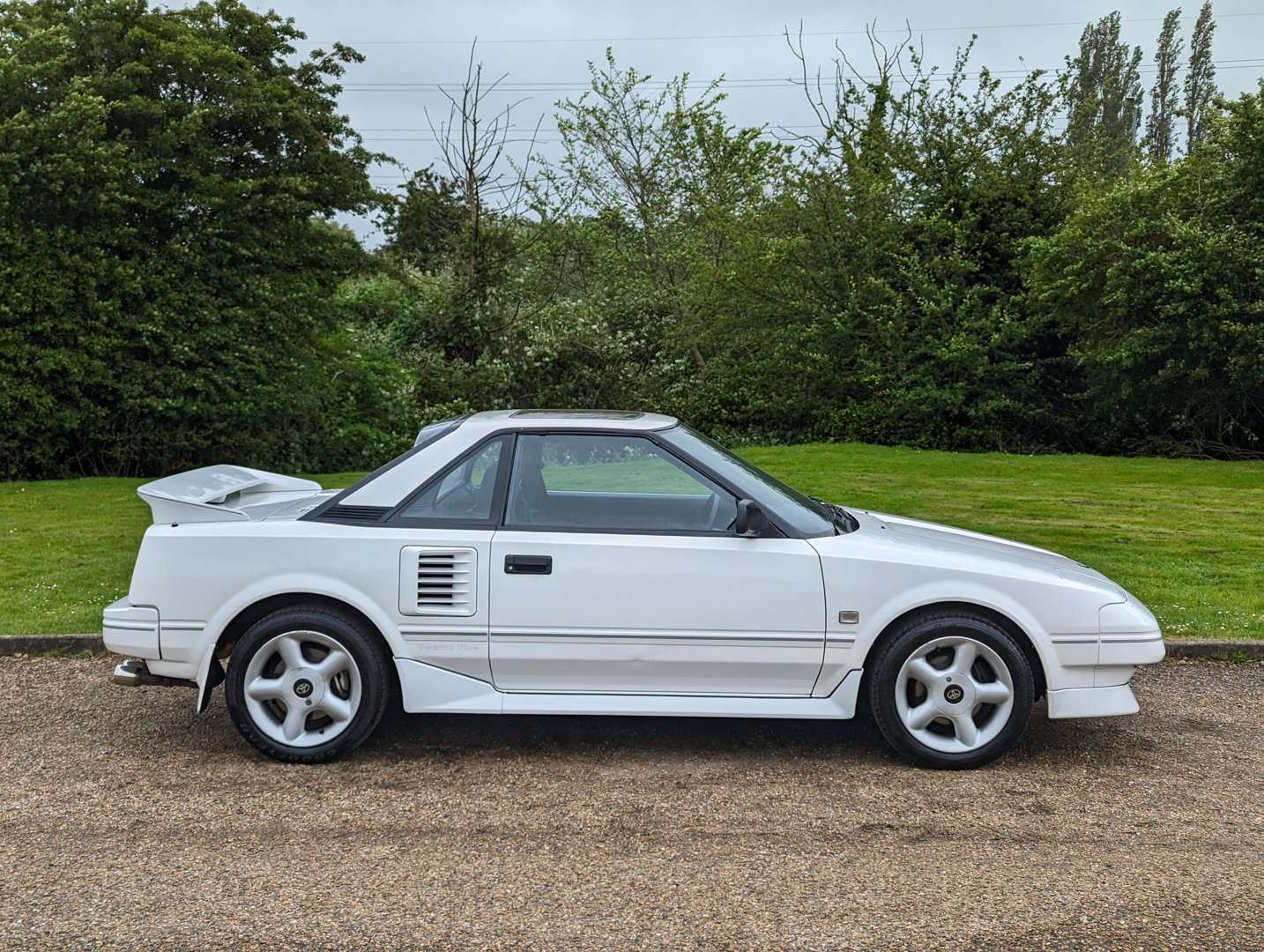 <p>1990 TOYOTA MR2 MK1</p>