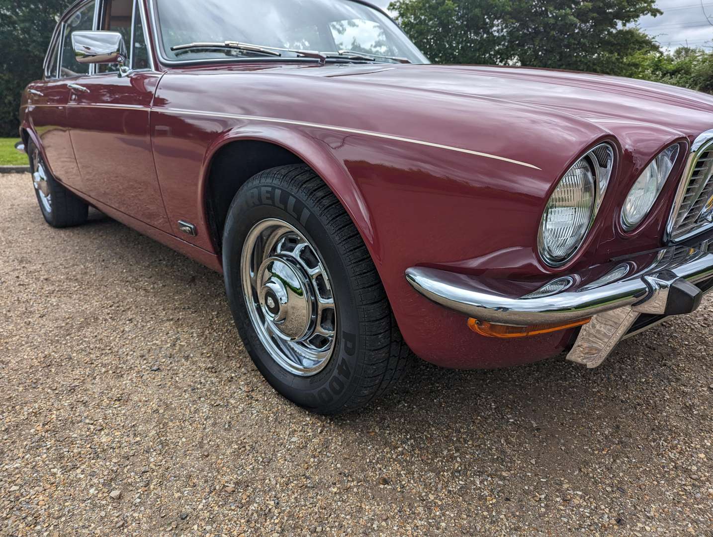 <p>1977 JAGUAR XJ 3.4 AUTO&nbsp;</p>