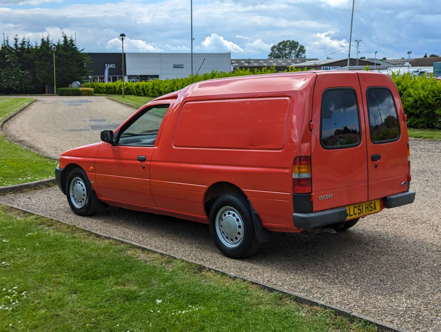 <p>2001 FORD ESCORT 55 D VAN</p>