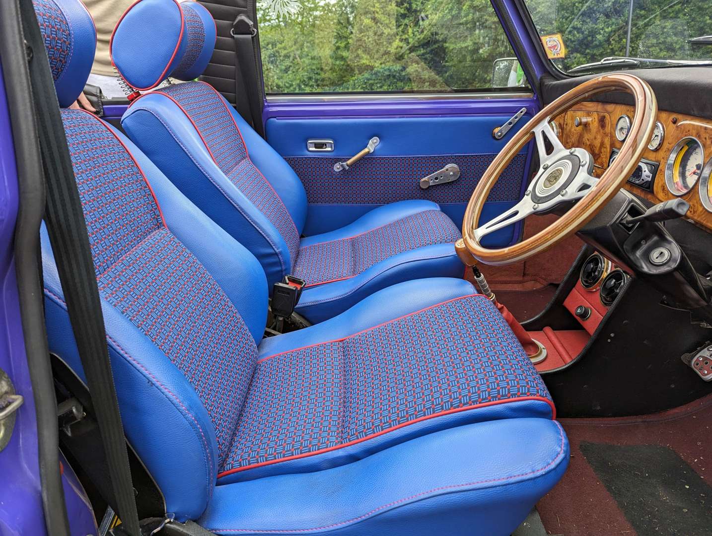 <p>1988 AUSTIN MINI TOPLESS&nbsp;</p>