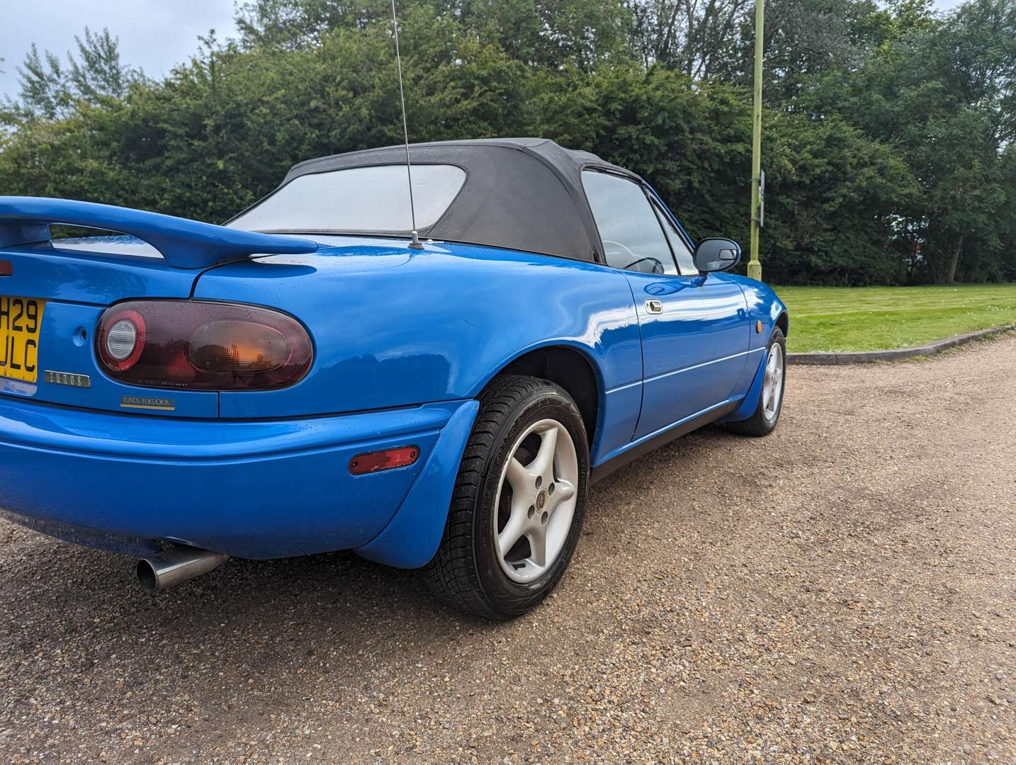 <p>1991 MAZDA MX-5</p>