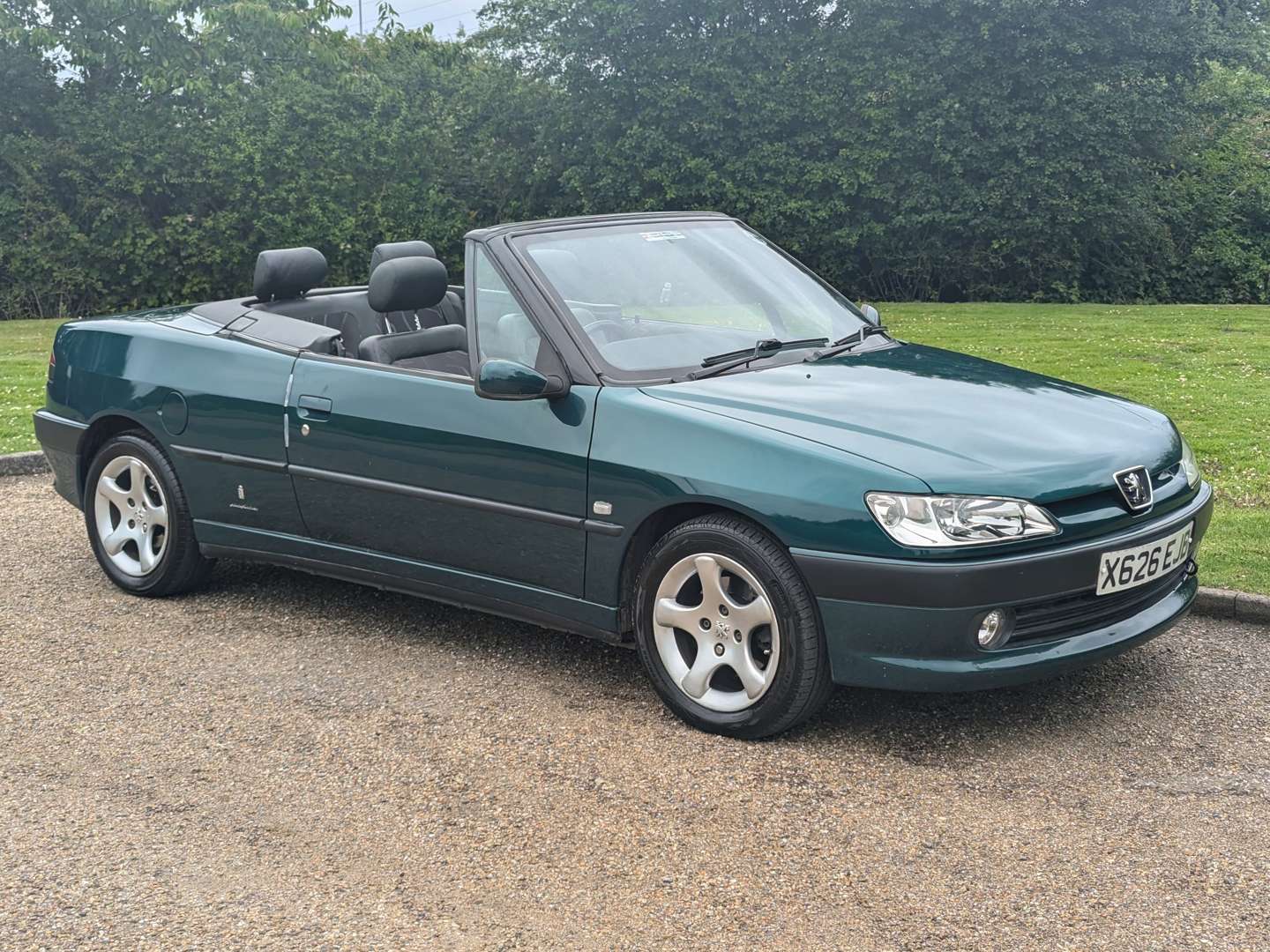 <p>2000 PEUGEOT 306 S 16V CABRIOLET&nbsp;</p>