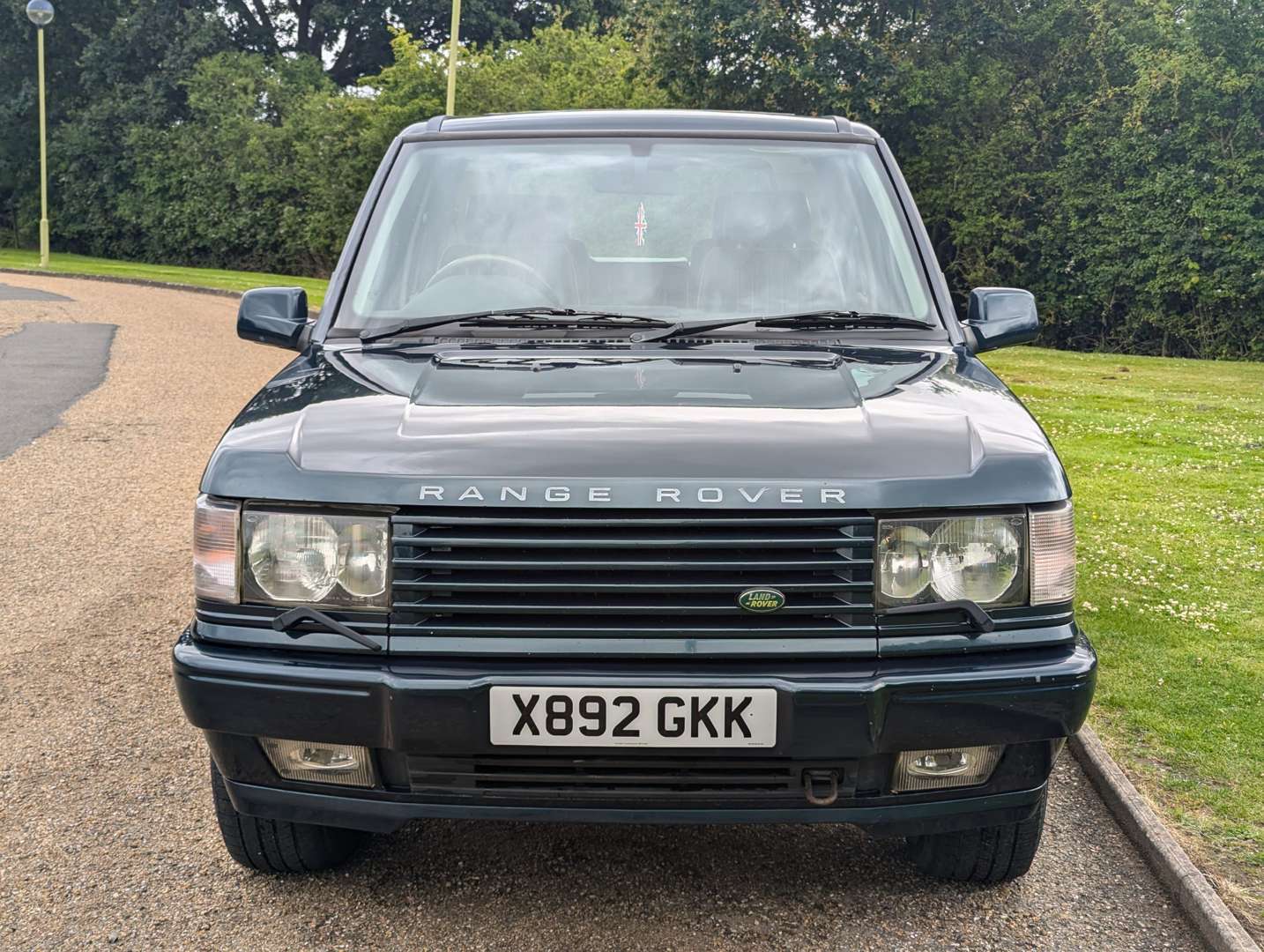 <p>2000 RANGE ROVER P38 4.6 HOLLAND & HOLLAND AUTO&nbsp;</p>