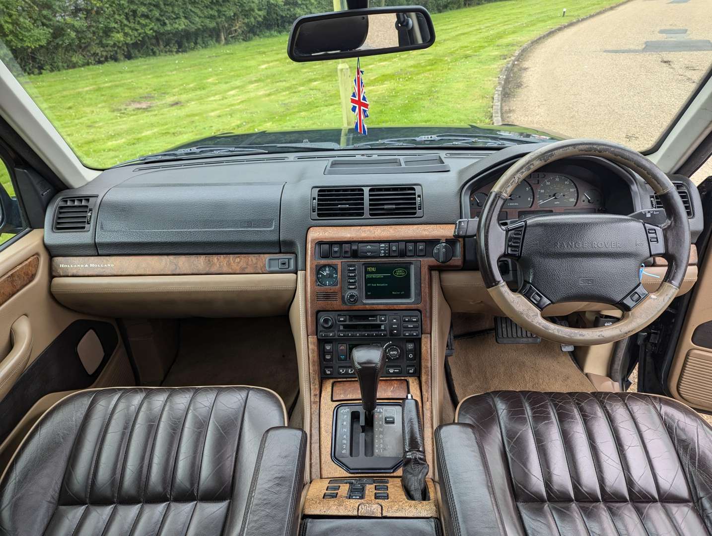 <p>2000 RANGE ROVER P38 4.6 HOLLAND & HOLLAND AUTO&nbsp;</p>