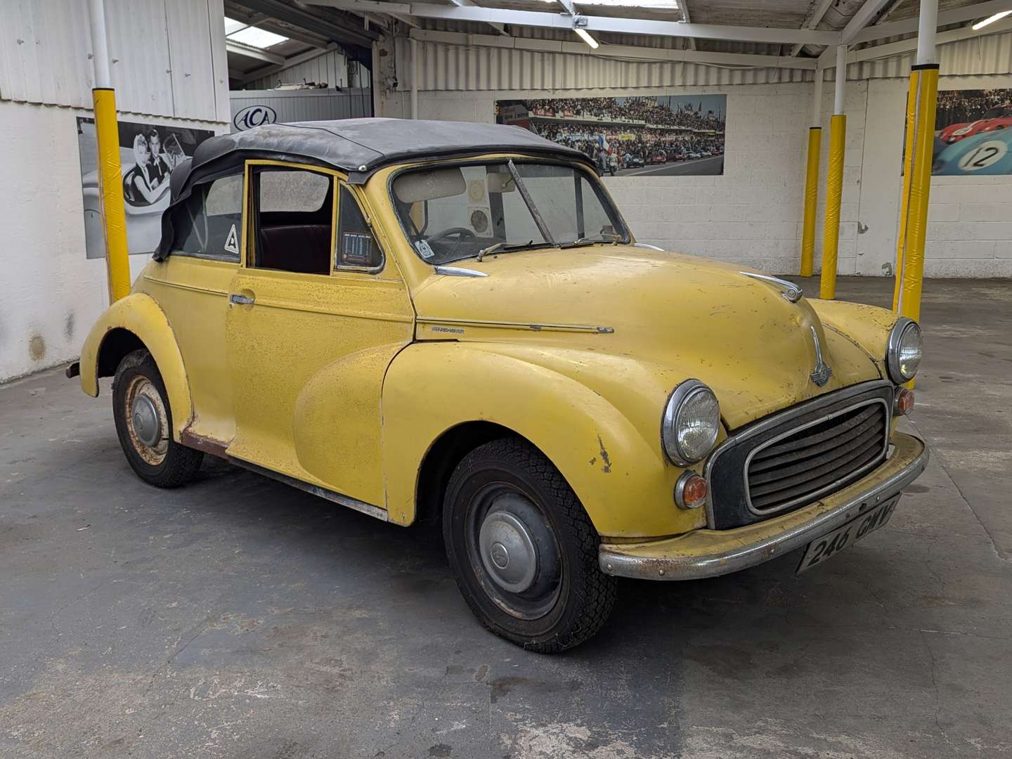 <p>1955 MORRIS MINOR CONVERTIBLE&nbsp;</p>