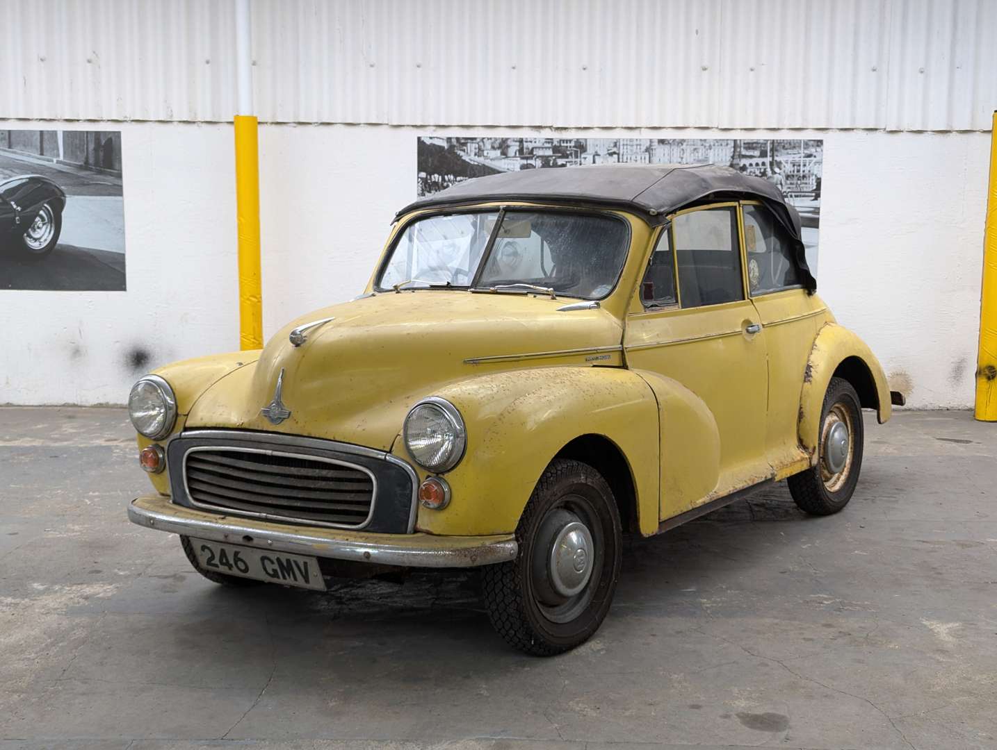 <p>1955 MORRIS MINOR CONVERTIBLE&nbsp;</p>