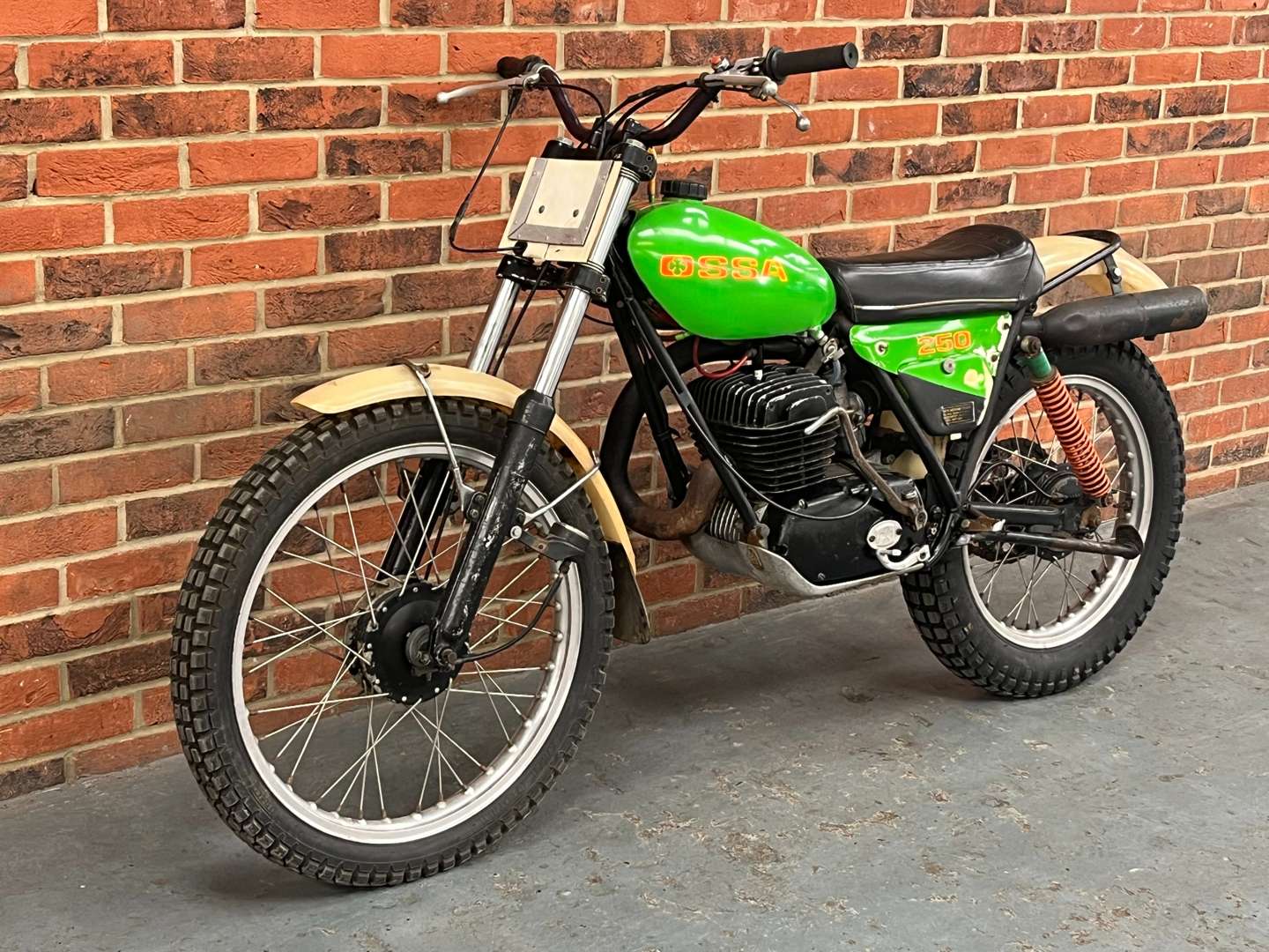 <p>1974 OSSA 250CC TRIALS&nbsp;</p>