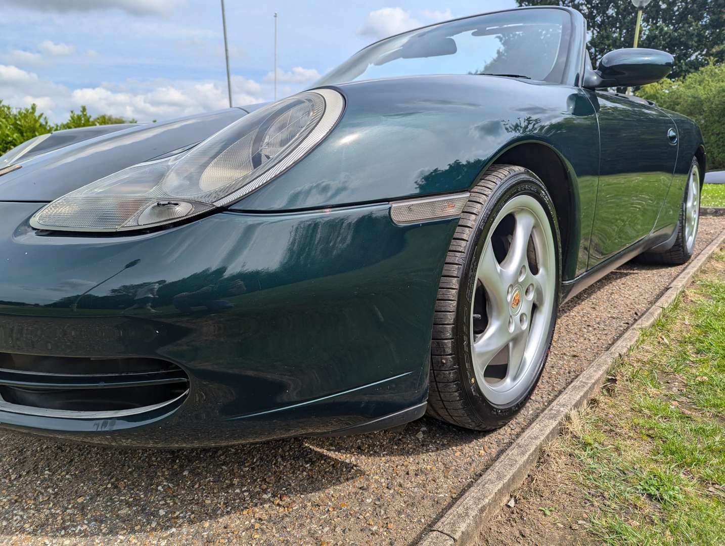 <p>2000 PORSCHE (996) 911 C4 3.4 TIPTRONIC S CONVERTIBLE&nbsp;</p>