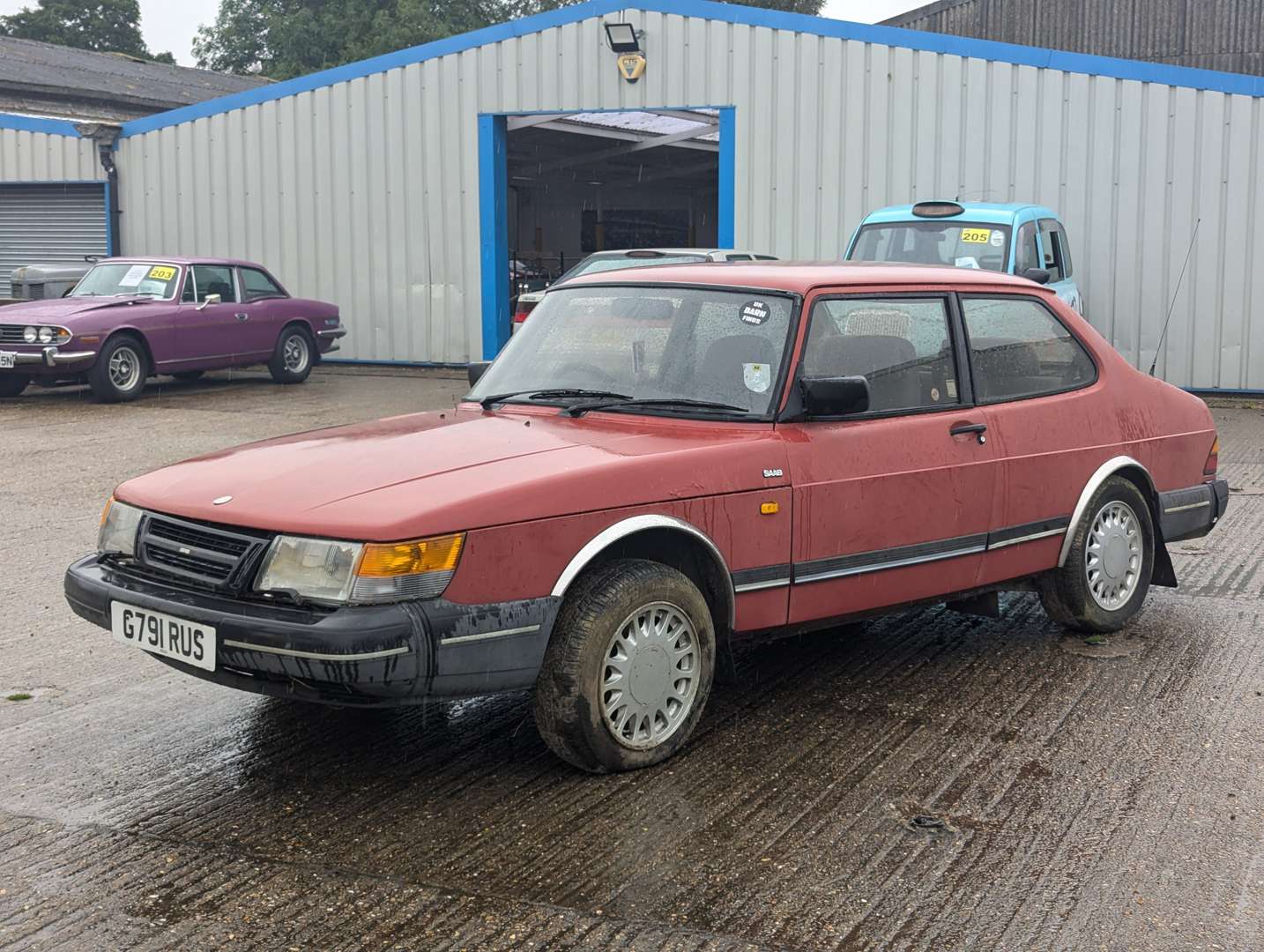 <p>1990 SAAB 900 I&nbsp;</p>