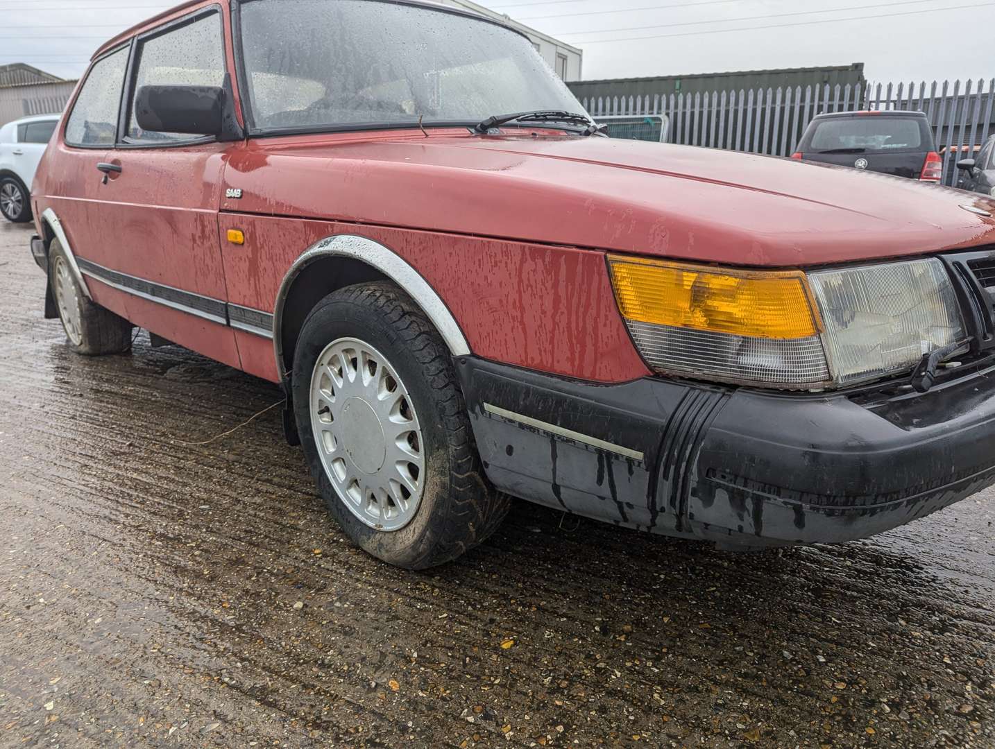 <p>1990 SAAB 900 I&nbsp;</p>