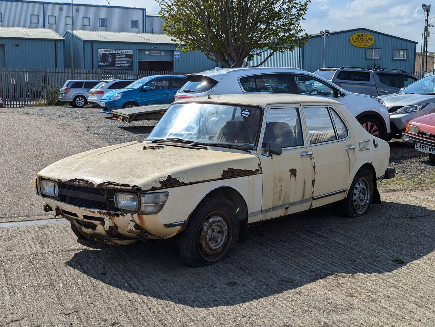 <p>1981 SAAB 99 GL&nbsp;</p>