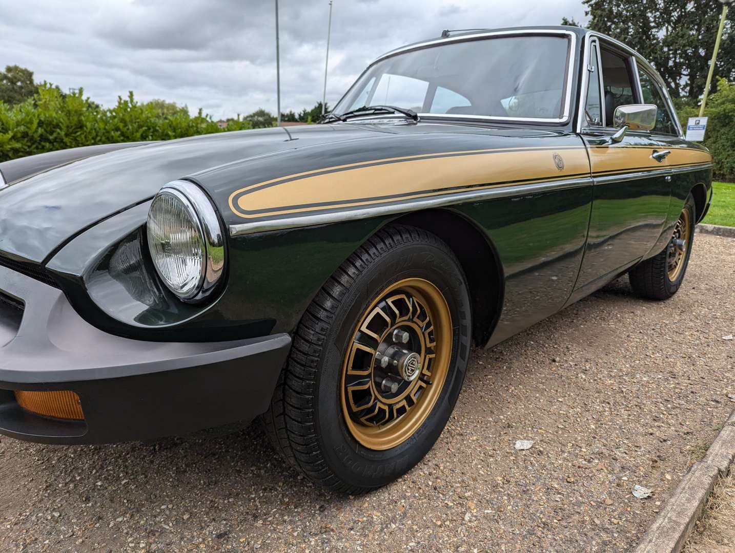 <p>1975 MG B GT JUBILEE&nbsp;</p>