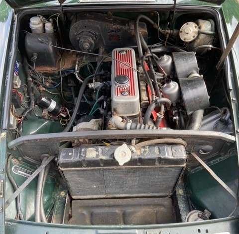 <p>1975 MG B GT JUBILEE&nbsp;</p>