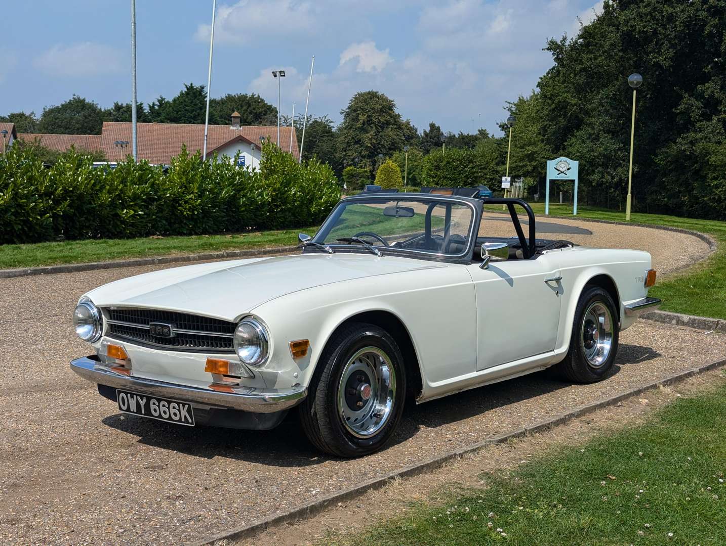 <p>1972 TRIUMPH TR6&nbsp;</p>