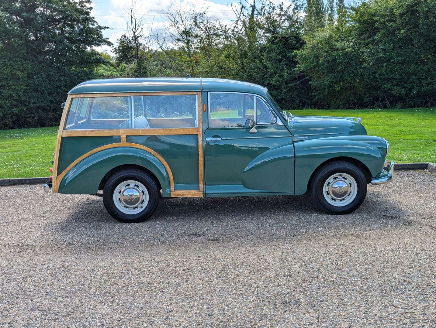 <p>1969 MORRIS MINOR TRAVELLER</p>