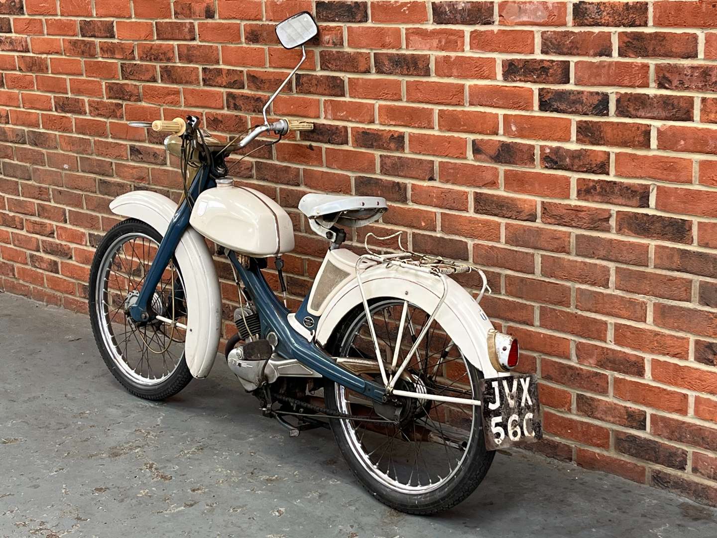 <p>1964 NSU QUICKLY 50CC</p>