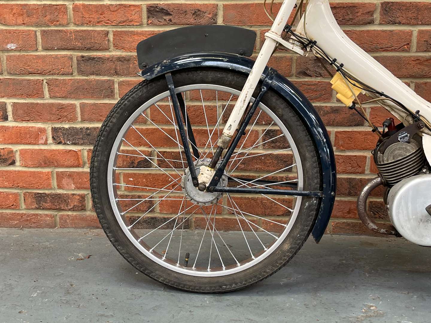 <p>1965 RALEIGH RM6 50CC</p>