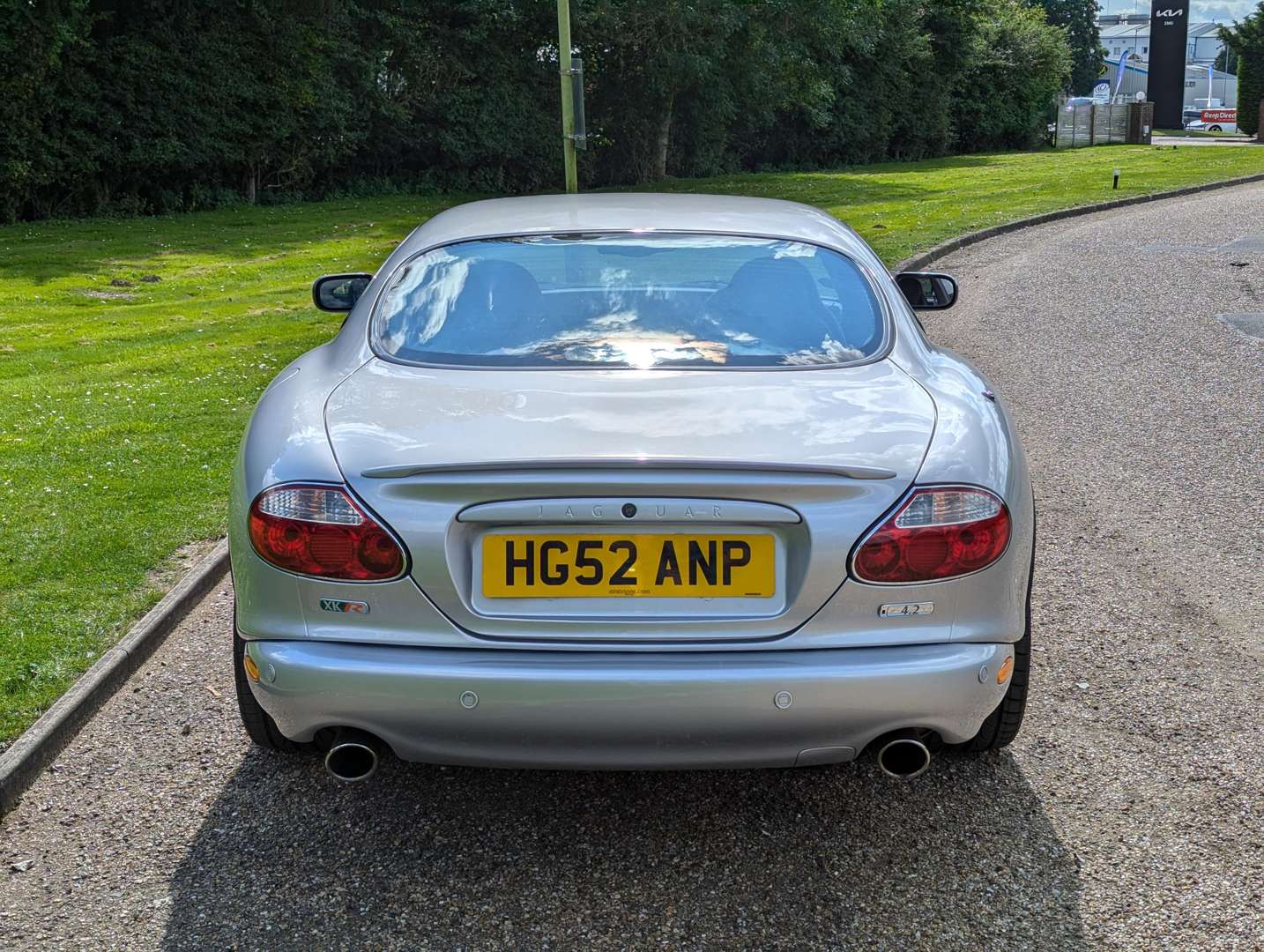 <p>2002 JAGUAR XKR 4.2 COUPE AUTO&nbsp;</p>