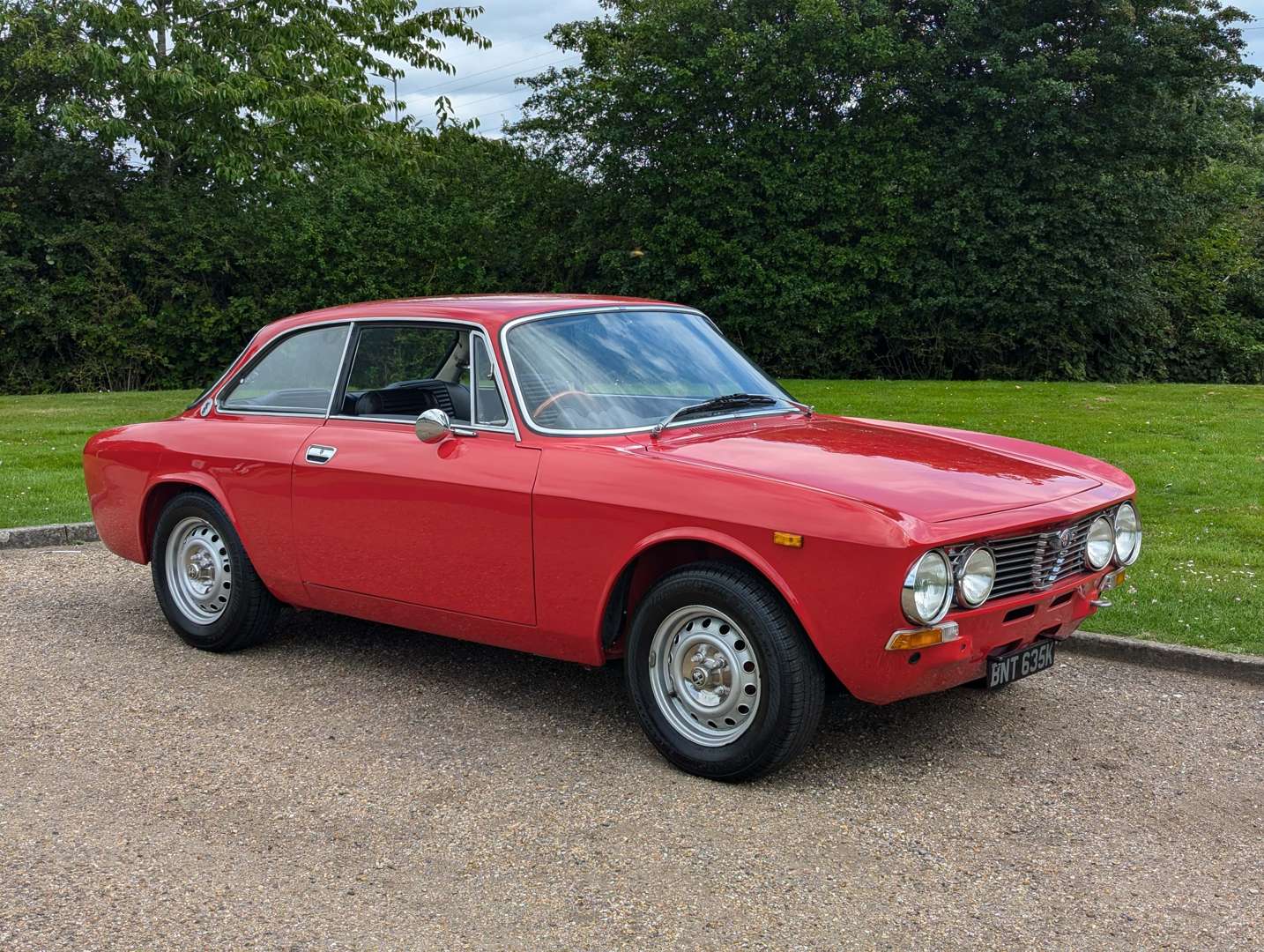 <p>1972 ALFA ROMEO 2000 GTV&nbsp;</p>