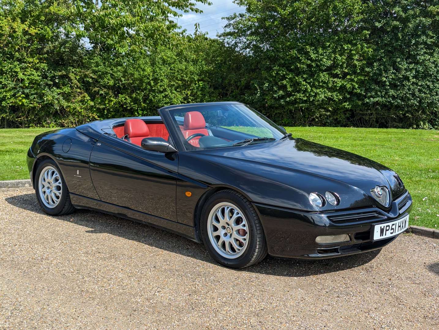 <p>2001 ALFA ROMEO SPIDER 3.0 V6 CONVERTIBLE</p>