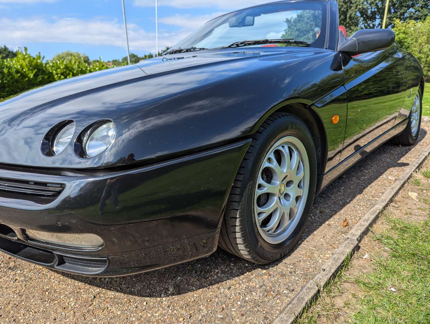 <p>2001 ALFA ROMEO SPIDER 3.0 V6 CONVERTIBLE</p>