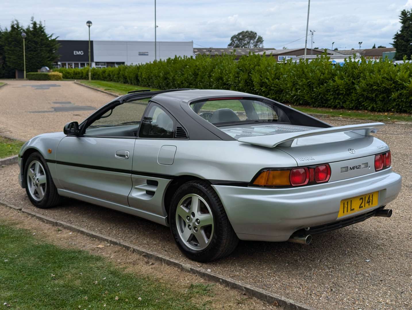 <p>1997 TOYOTA MR2 GT 16V T-BAR 1 OWNER 18,332 MILES</p>