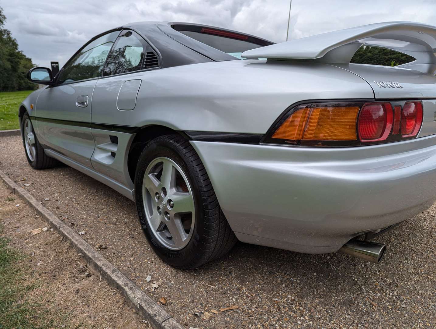 <p>1997 TOYOTA MR2 GT 16V T-BAR 1 OWNER 18,332 MILES</p>