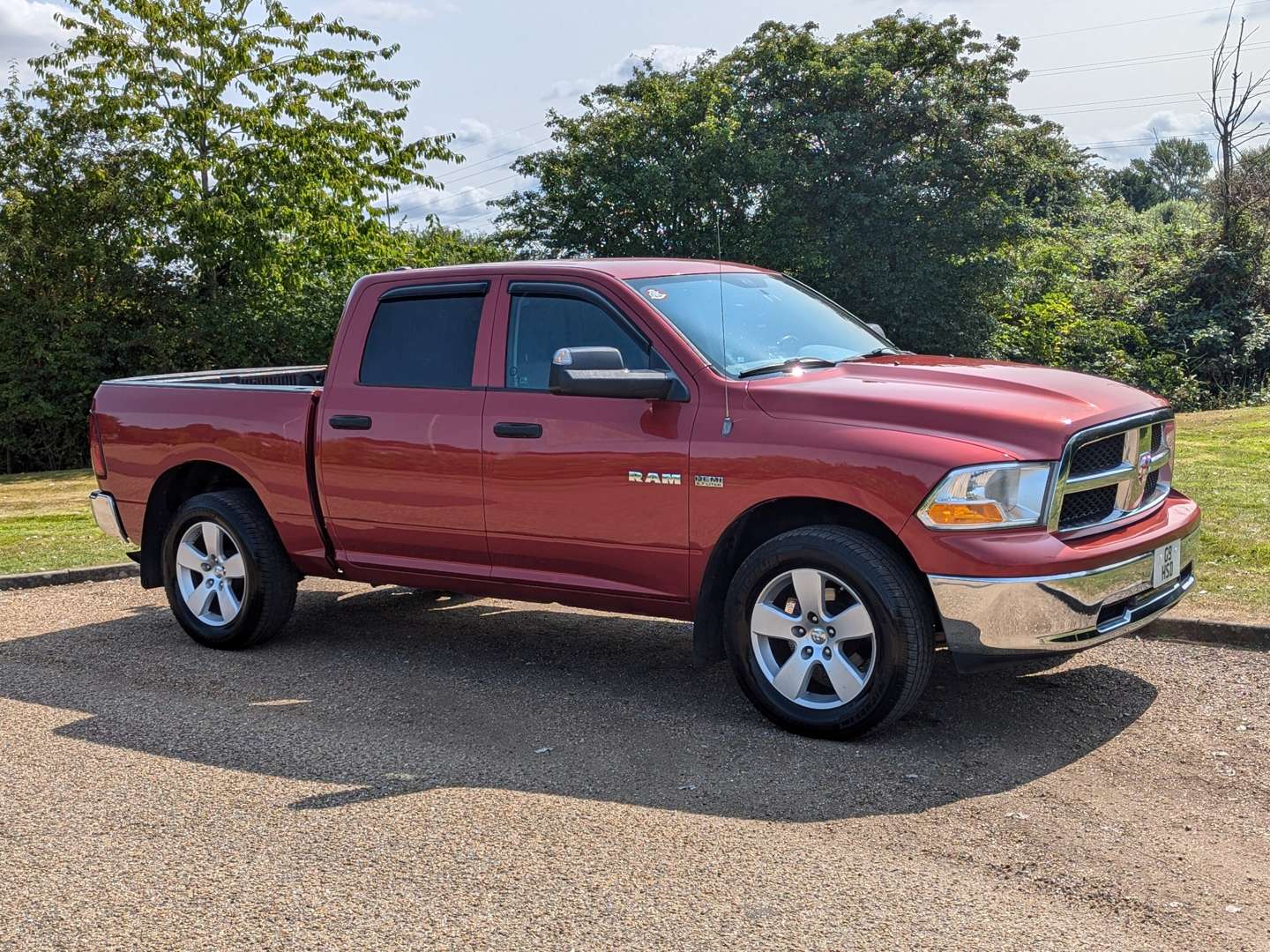 <p>2009 DODGE RAM 1500 5.7 HEMI “400BHP” 4 X 4 PICK-UP LHD</p>