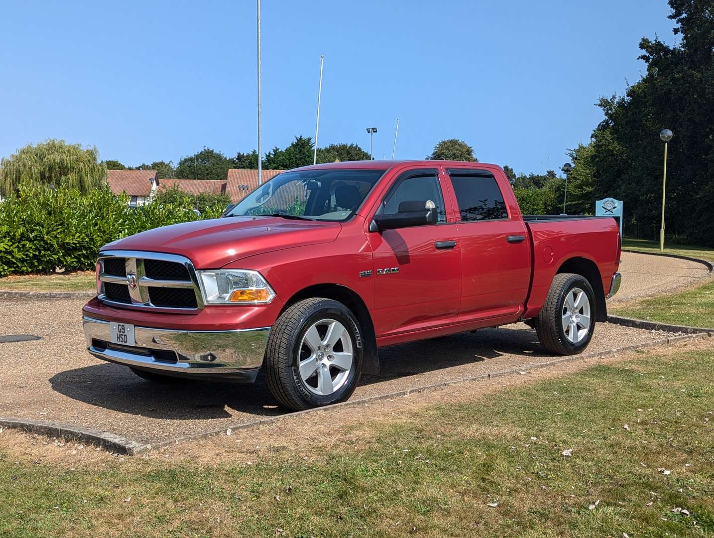 <p>2009 DODGE RAM 1500 5.7 HEMI “400BHP” 4 X 4 PICK-UP LHD</p>