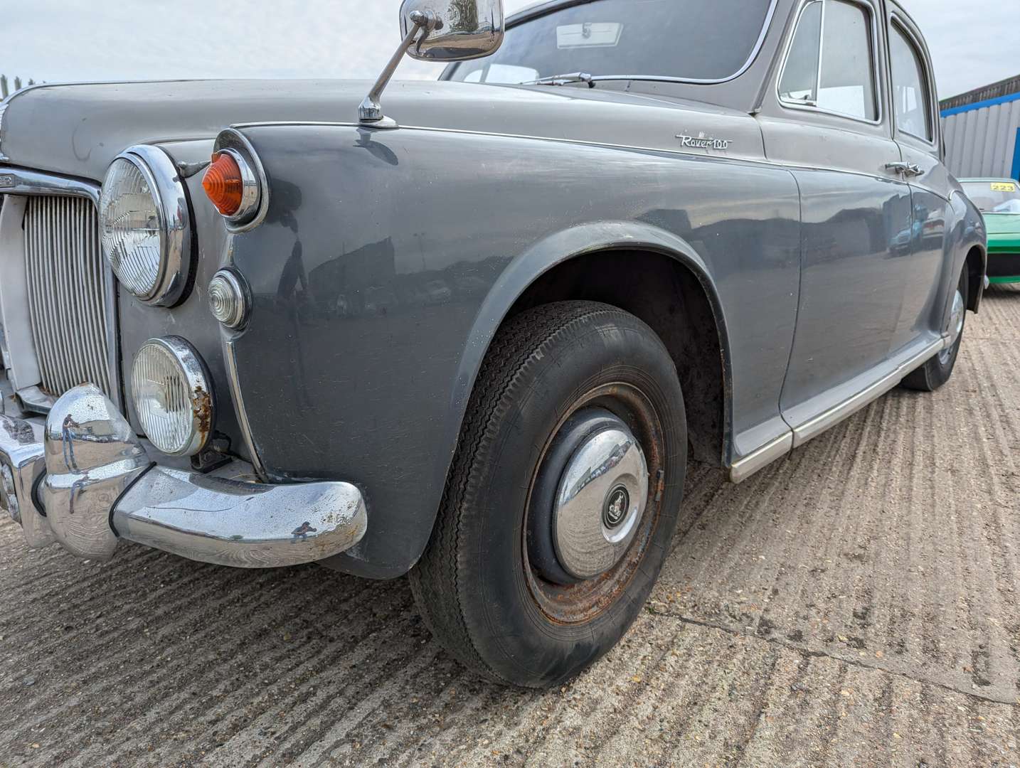 <p>1959 ROVER P4 100</p>