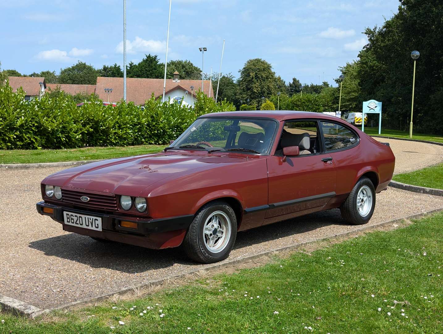 <p>1985 FORD CAPRI 2.0 LASER</p>