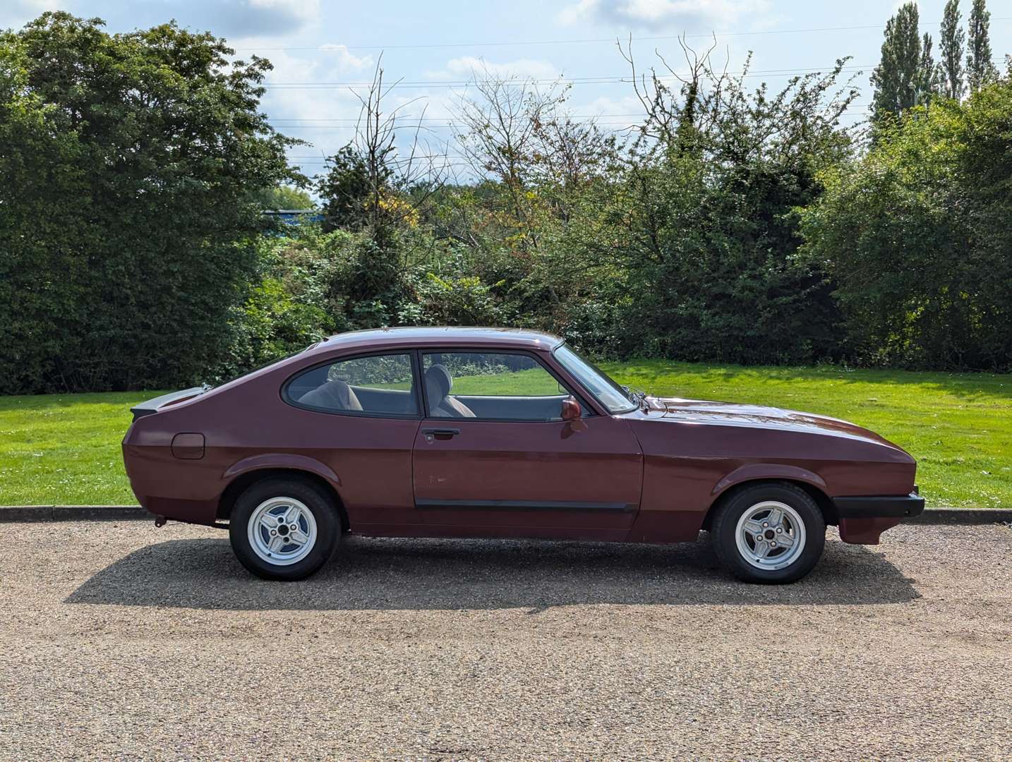 <p>1985 FORD CAPRI 2.0 LASER</p>